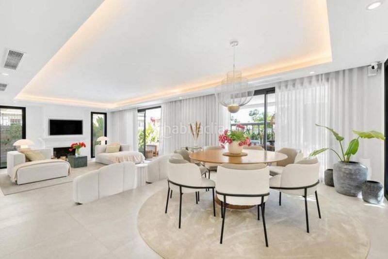 Foto 5ce30a6a-c343-4610-9a6e-9742a5cf0531. Lloguer casa amb calefacció aparcament piscina a Marbella