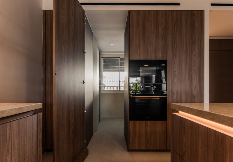 Foto 0eed7e66-5437-432a-999a-3dcc0a90d8cb. Casa aparellada amb aparcament piscina a lomas de Marbella club Marbella