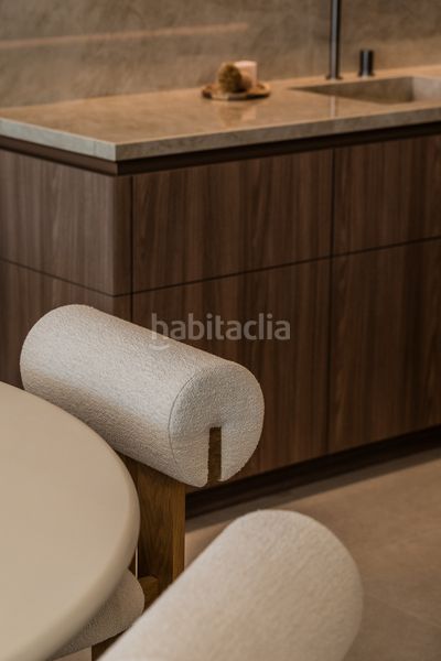 Foto 2dfe34f8-4c27-48a2-9385-d4db7be6eadf. Casa aparellada amb aparcament piscina a lomas de Marbella club Marbella