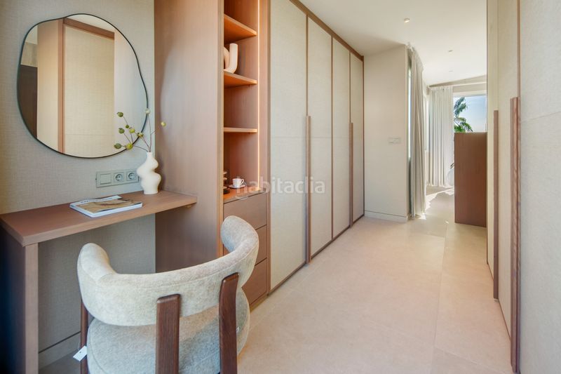 Foto 73d309b3-aa7e-40b4-be9a-95c2a1ade4db. Casa aparellada amb aparcament piscina a lomas de Marbella club Marbella