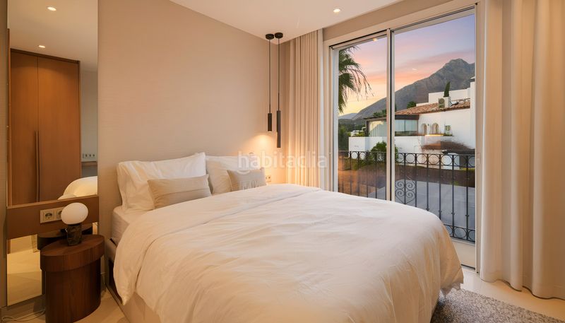 Foto 98aa7975-172c-4f1f-81b5-12e8e9877764. Casa aparellada amb aparcament piscina a lomas de Marbella club Marbella