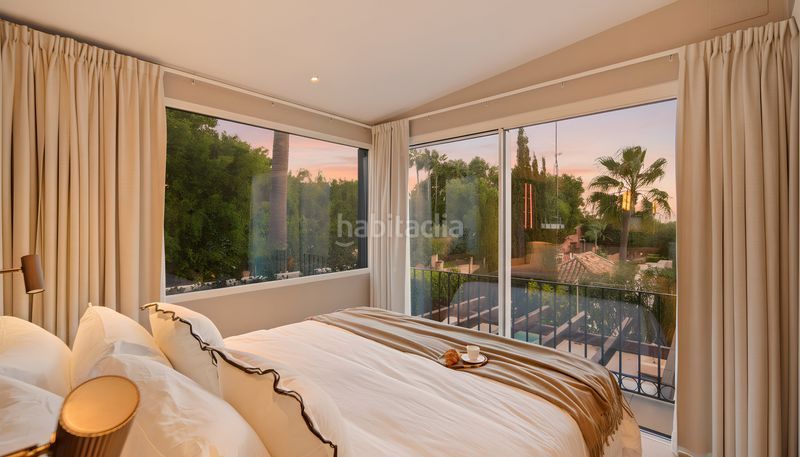 Foto de414479-8be1-40dc-962b-ec22634a5490. Casa aparellada amb aparcament piscina a lomas de Marbella club Marbella