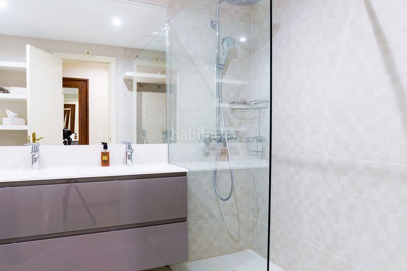 Foto 109a41f1-7a4a-4f73-aba7-5c22e4c95a47. Planta baixa a isabel de valois 2 a Puerto Banús Marbella