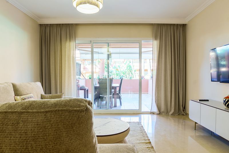 Foto 1be47c82-c0b2-4c1b-8f0b-28aa88e1bd91. Planta baixa a isabel de valois 2 a Puerto Banús Marbella