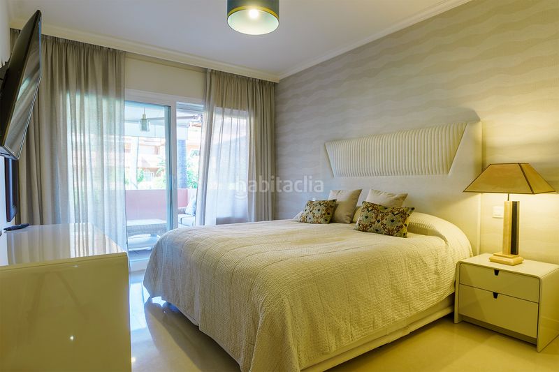 Foto 42aca55d-e4b8-4807-bc06-c9e6a9fdb0d5. Planta baixa a isabel de valois 2 a Puerto Banús Marbella