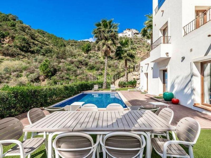 Foto 41b0e51f-0147-4b9e-b03a-7db132306835. Lloguer casa amb aparcament piscina a Benahavís pueblo Benahavís