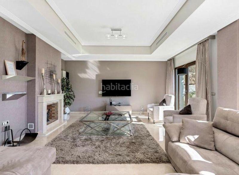Foto bd0d784c-3452-4a5e-b571-23ac85540d36. Lloguer casa amb aparcament piscina a Benahavís pueblo Benahavís