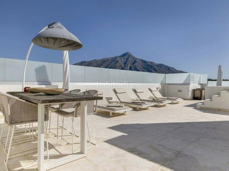 Foto a4ad95c3-8629-4f87-aa5f-abc5195b4e7a. Àtic amb aparcament piscina a Nueva Andalucía centro Marbella