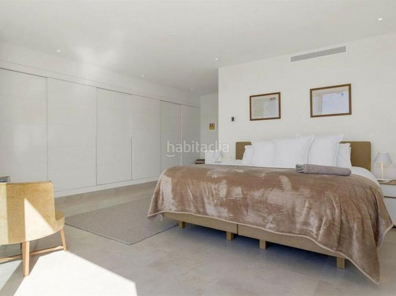 Foto f2fccdd5-8a12-4539-b186-a0ce8d6ba43a. Àtic amb aparcament piscina a Nueva Andalucía centro Marbella