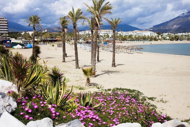 Foto 3dea83e5-7d76-4225-bd28-9dcacd413d53. Apartament amb calefacció aparcament piscina a Puerto Banús Marbella