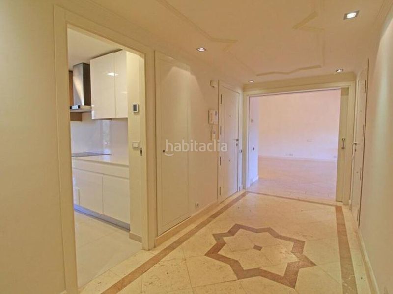 Foto ab3030a9-05a5-4e03-8ba9-269617a21ff8. Àtic amb aparcament piscina a Casasola Estepona