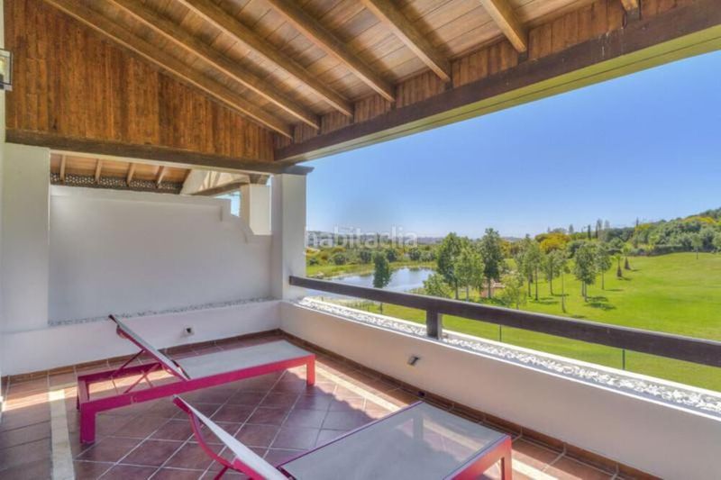Foto 5c1df597-8dfa-4ec1-b78f-b82101a2b905. Casa aparellada amb aparcament a Valle Romano Golf Estepona