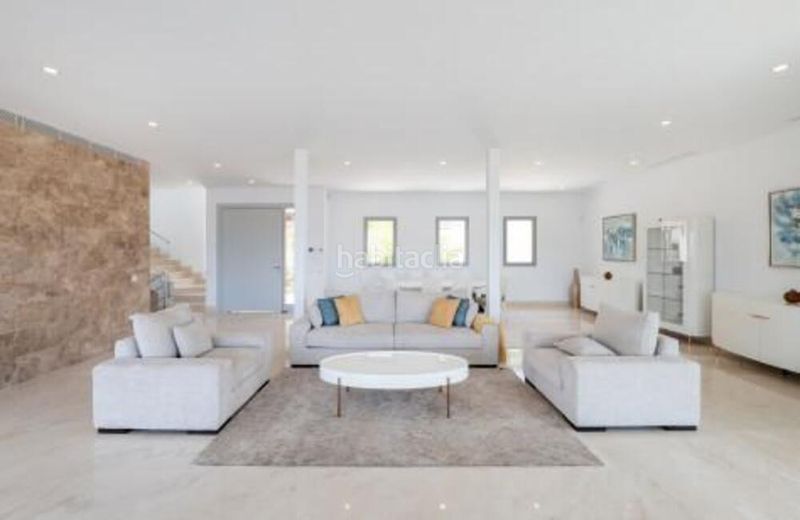 Foto 8ac3c1e2-e5b3-4925-b9bf-5c4648fbaad1. Casa en los arqueros - puerto del almendro Benahavís