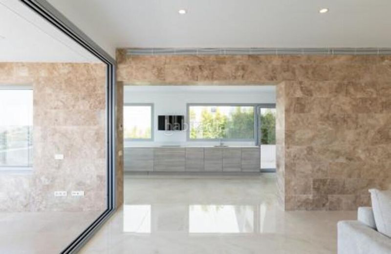 Foto a705192f-e6b2-4db4-9419-3ab06edd4c55. Casa en los arqueros - puerto del almendro Benahavís