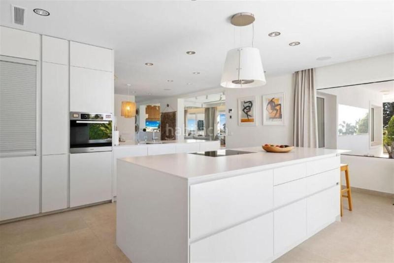 Foto ae24c56f-33c3-42d9-89c9-0442be83acbd. Lloguer casa amb aparcament piscina a El Rosario - Ricmar Marbella