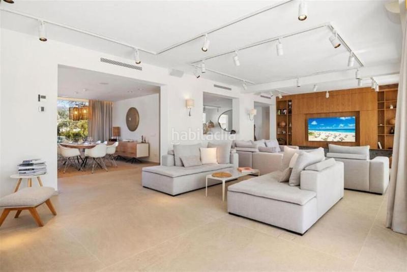 Foto ba682f80-6c9a-47a0-80dc-3adeb1dbc02e. Lloguer casa amb aparcament piscina a El Rosario - Ricmar Marbella