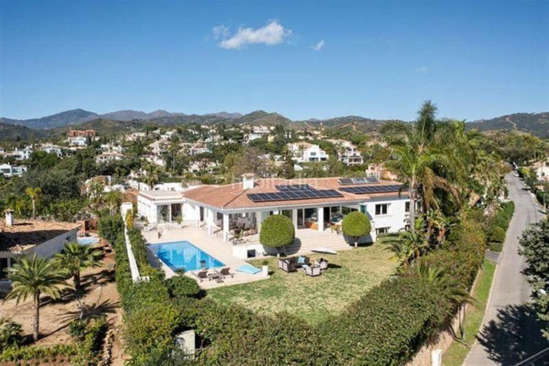 Foto c65c2de3-769d-4cc7-8a75-7a452089a682. Lloguer casa amb aparcament piscina a El Rosario - Ricmar Marbella