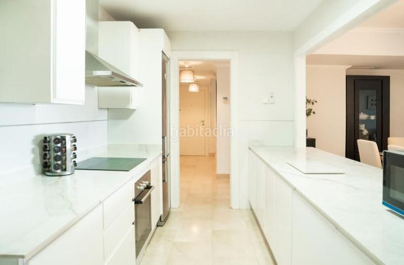Foto b4bcb7ee-5318-4d67-a15b-f86866061409. Planta baixa amb aparcament piscina a Benahavís pueblo Benahavís