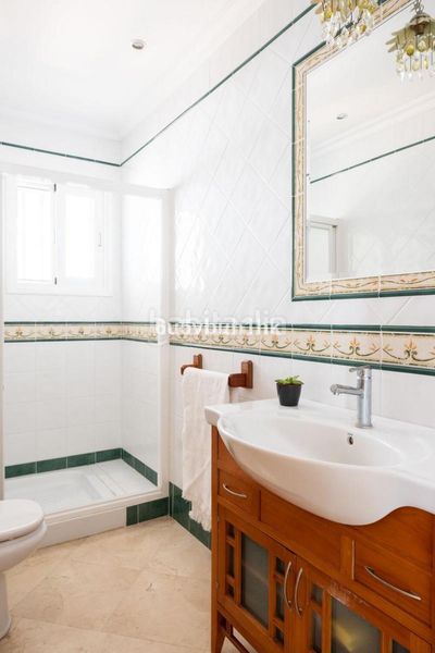 Foto 0d9a4039-d646-47ad-8bdd-27f21bf8fe91. Casa adossada amb aparcament a San Pedro de Alcántara Pueblo Marbella