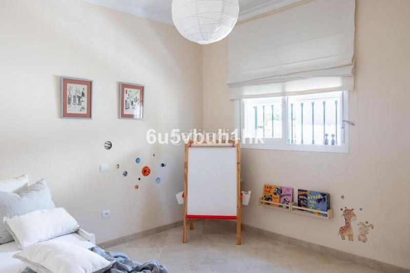 Foto b4c9cbf6-c08f-48dd-8744-e4b1edcf0c74. Casa adossada amb aparcament a San Pedro de Alcántara Pueblo Marbella