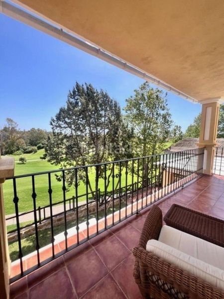 Foto 7cc89cec-42a6-4225-8e43-7994022f58fe. Casa amb calefacció aparcament piscina a Guadalmina Alta Marbella