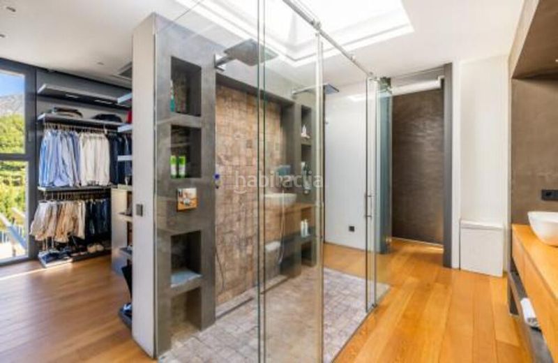 Foto 2277f8ee-e154-4b90-a0a4-cb3684a8f292. Lloguer casa amb aparcament piscina a lomas de Marbella club Marbella