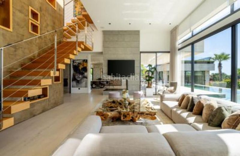 Foto 6d637ea4-56b3-4cc4-822c-deff9dc0a2a6. Lloguer casa amb aparcament piscina a lomas de Marbella club Marbella