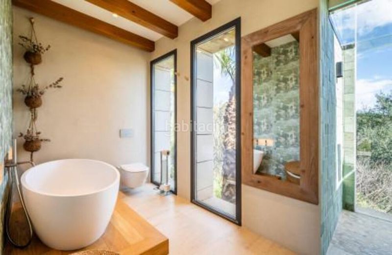 Foto f55decef-425b-41fc-8a90-0368c98dfd67. Lloguer casa amb aparcament piscina a lomas de Marbella club Marbella