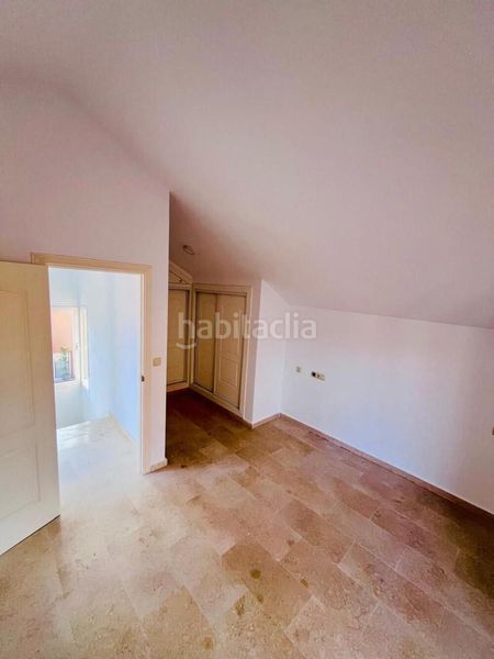 Foto c3f557b8-ad26-4746-bbb5-a11951189335. Àtic amb aparcament piscina a Santa María Marbella