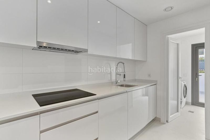 Foto 3e44890b-300f-49d1-8b0c-1f70aa7de79a. Planta baixa amb aparcament piscina a Cancelada Estepona