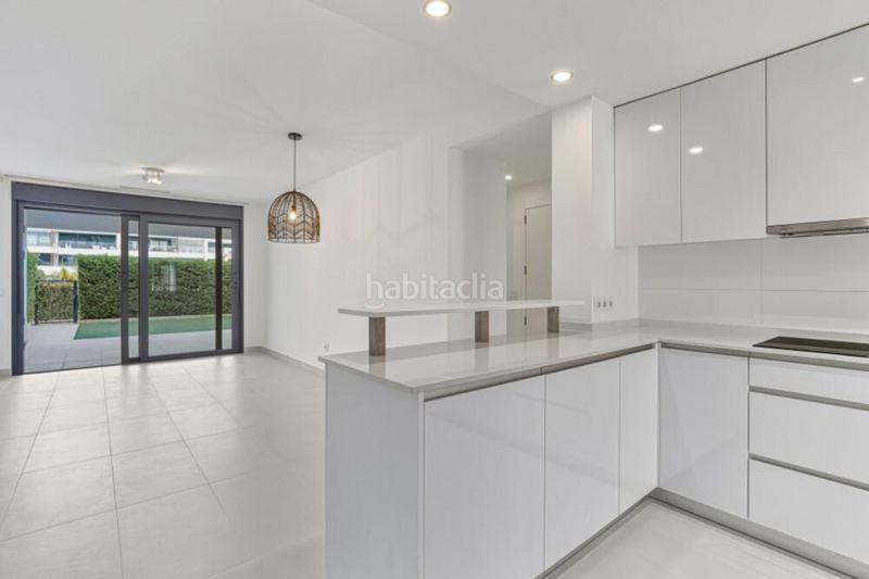 Foto 49bb4c11-e00f-4300-b360-220bd03dc3cc. Planta baixa amb aparcament piscina a Cancelada Estepona