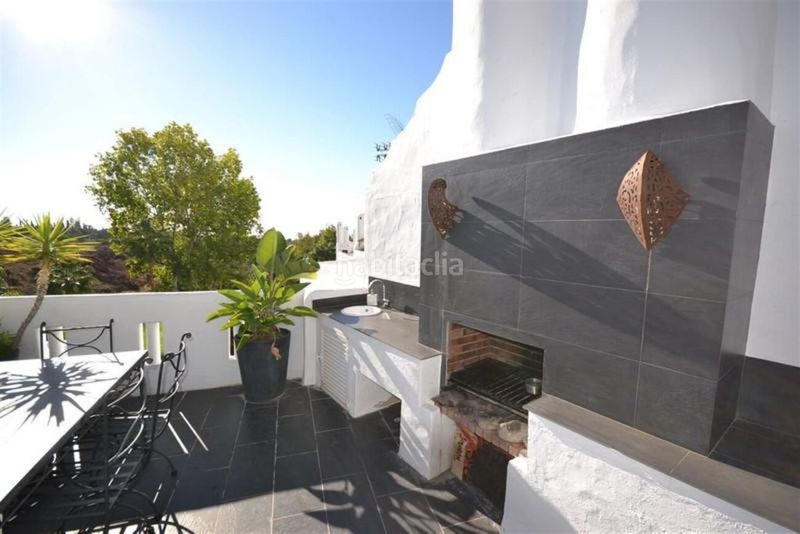 Foto d68fdd70-c60c-482a-a1b8-3f2e1468dd7a. Lloguer casa adossada amb aparcament piscina a lomas de Marbella club Marbella