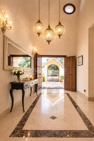 Foto 682b0816-65d9-4b88-ba39-91584c9a1507. Lloguer casa amb aparcament piscina a El Rosario - Ricmar Marbella