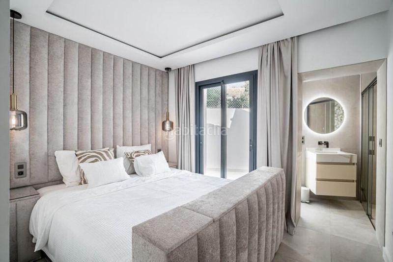 Foto c1d6d2b5-8701-427e-acf7-ed3c4731b5d1. Lloguer casa amb aparcament piscina a Nagüeles Alto Marbella