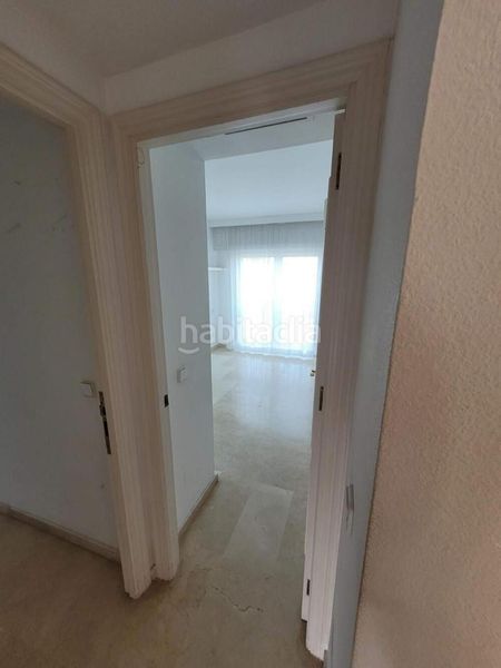 Foto 48e086d0-753e-4048-82df-9121c70873ef. Apartament amb aparcament piscina a El Velerín Estepona