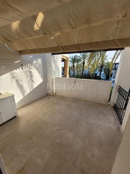 Foto b0b97e3b-c293-473c-a20d-51154481414c. Apartament amb aparcament piscina a El Velerín Estepona
