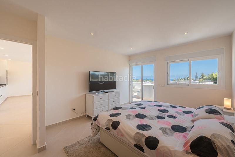 Foto 34bbf835-f29f-4a63-a80c-1b6290fe65a8. Lloguer apartament amb calefacció aparcament piscina a Marbella