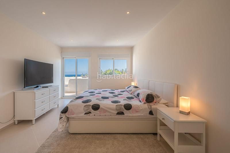 Foto c8305fce-a74c-42b0-a2e2-6fdca4f37b92. Lloguer apartament amb calefacció aparcament piscina a Marbella