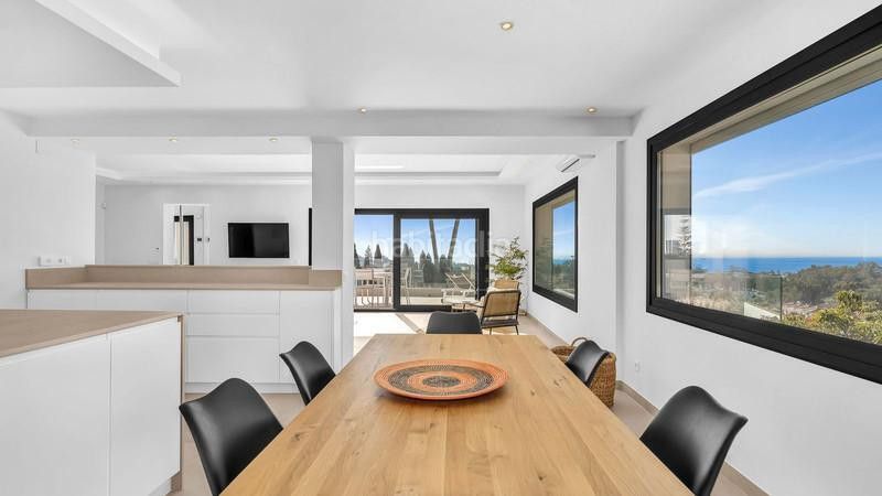 Foto c20ffd60-a819-4874-8cea-43ddac4d81f8. Alquiler casa lujo en Elviria Marbella