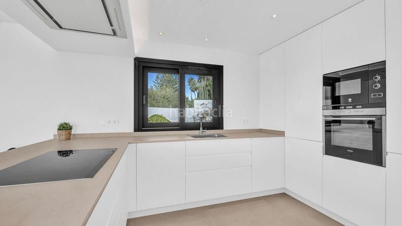 Foto df565508-6a88-4ec5-81e3-b9bf24c0b952. Alquiler casa lujo en Elviria Marbella