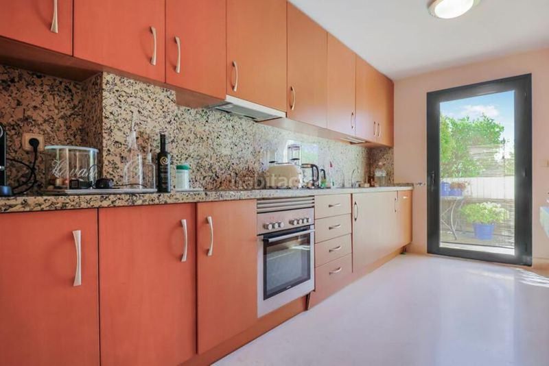 Foto d79dc209-da46-4e0c-8f4e-3cbc3e4c996a. Apartament amb aparcament piscina a los arqueros - puerto del almendro Benahavís