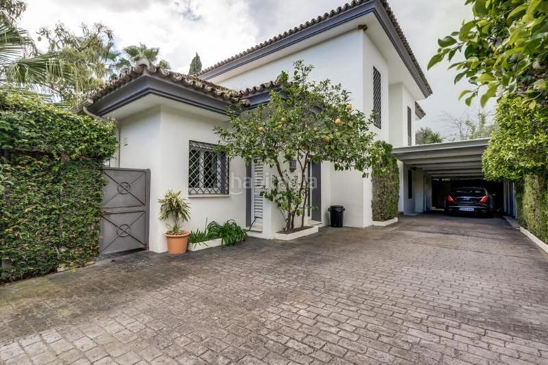 Foto e5af0856-5d35-4992-88b1-a9380f42adbe. Casa amb aparcament piscina a Sierra Blanca Marbella