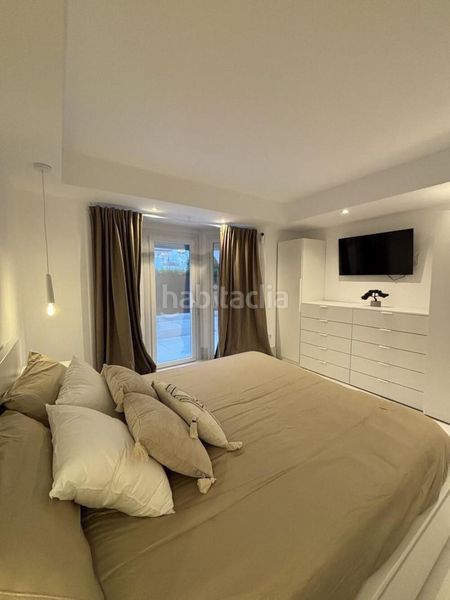Foto 4b050b97-ca1d-4413-b5e6-4176b615f061. Lloguer planta baixa amb aparcament piscina a Los Naranjos Marbella