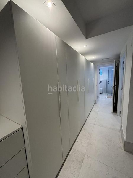 Foto f6e09081-f79b-4b24-95aa-e6a82158ccd7. Lloguer planta baixa amb aparcament piscina a Los Naranjos Marbella