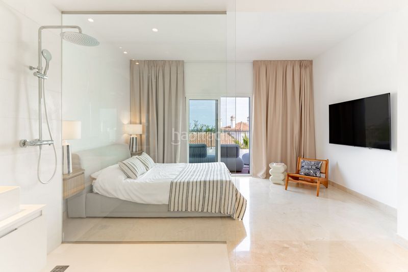 Foto 257c5910-d59a-43dd-abf5-b8d7ca1aa438. Apartament amb aparcament piscina a El Paraíso Benahavís