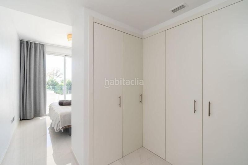 Foto 68f84851-043f-4e6f-af0c-2f0f987a69c7. Apartament amb aparcament piscina a Bel - Air Estepona