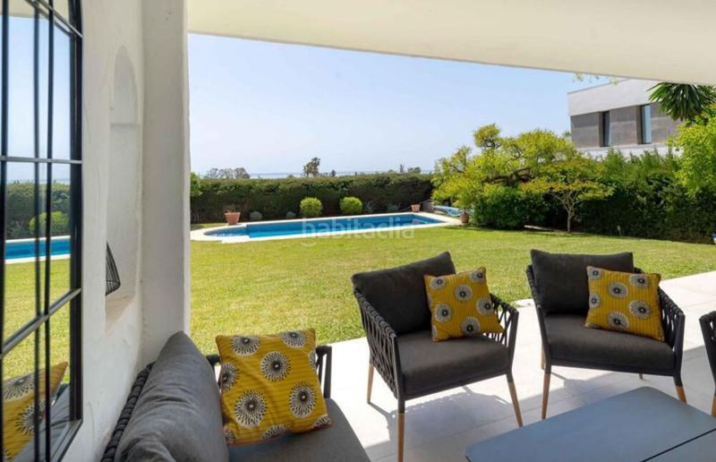 Foto ade66757-51c3-47b6-85f5-ea3df1e949dd. Casa amb aparcament piscina a Bel - Air Estepona