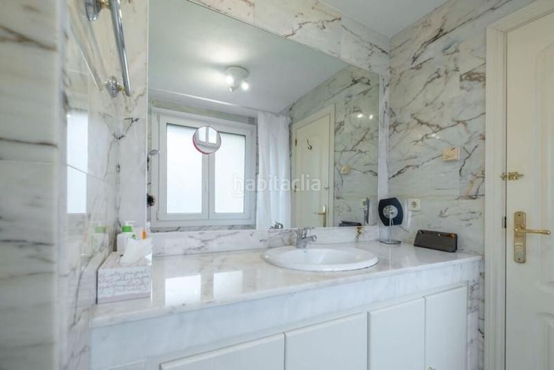 Foto 8b7e72ab-e2b5-4f28-a921-e17b844b5fe7. Lloguer casa adossada amb aparcament piscina a Puente Romano Marbella