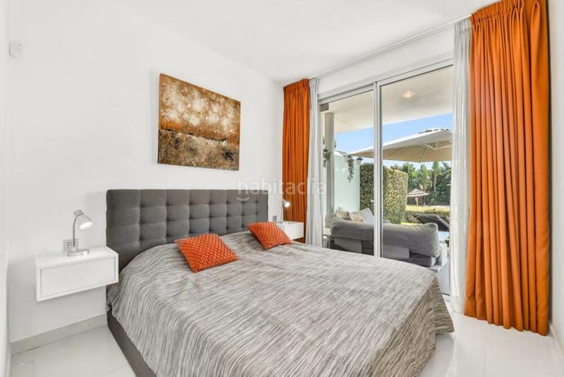 Foto 0a6b4d69-5fbb-48bd-87c7-910d035fca82. Planta baixa amb aparcament piscina a Bel - Air Estepona