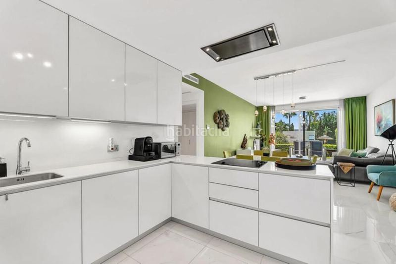 Foto 1edc1d54-d5c3-410d-92ab-f28d61153a09. Planta baixa amb aparcament piscina a Bel - Air Estepona